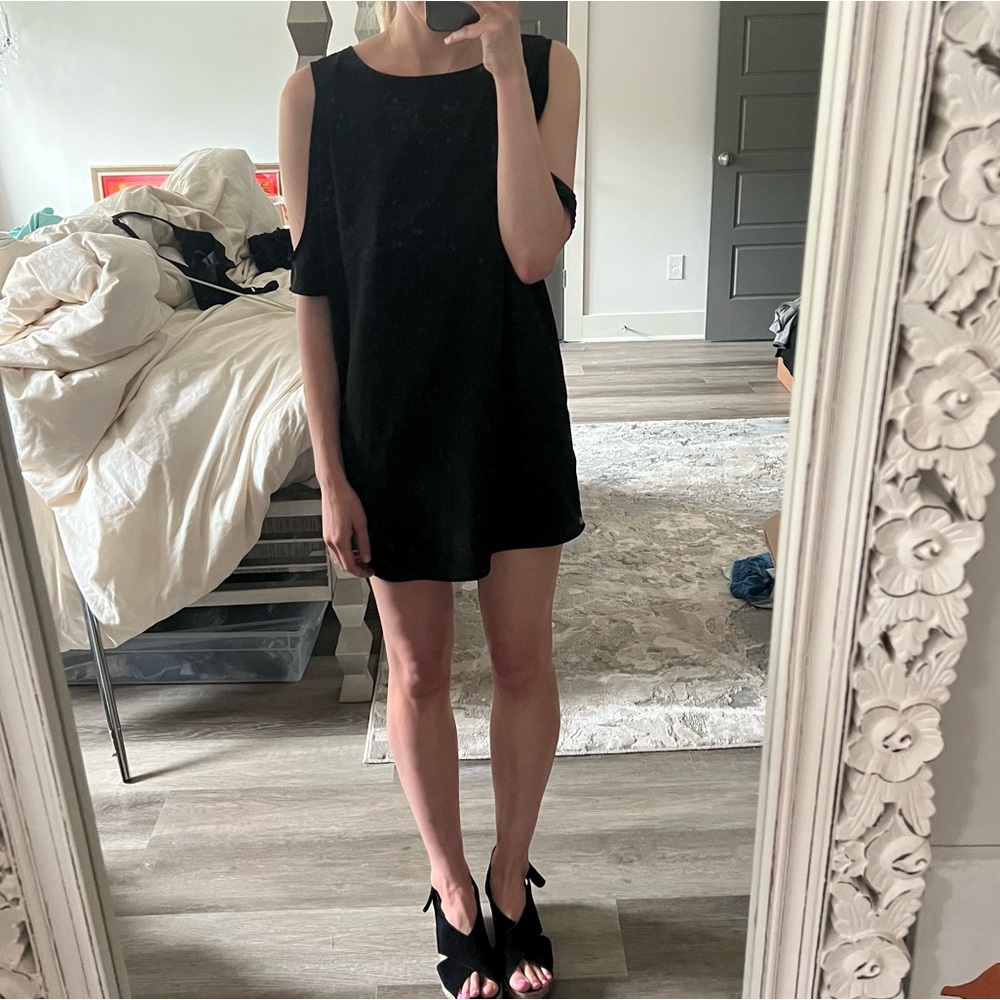 BB Dakota cold shoulder mini dress - Picture 6 of 12